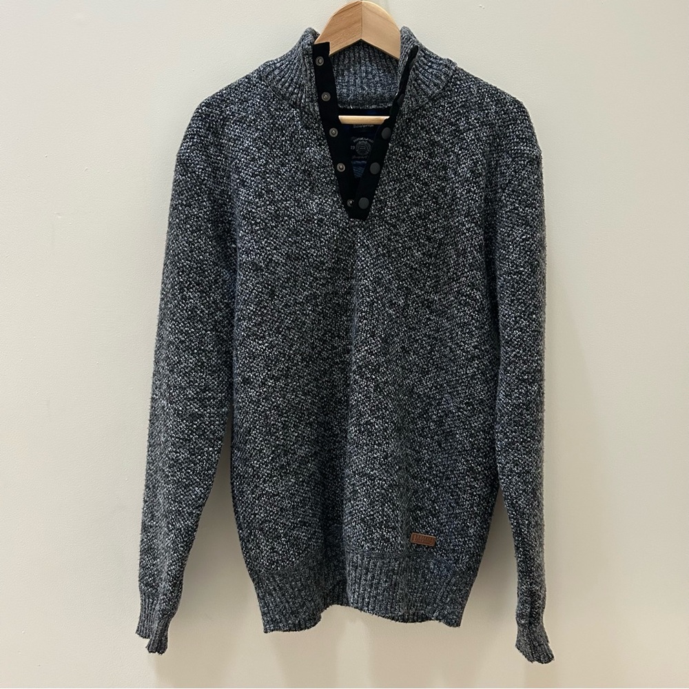 Buffalo David Bitton Men’s Charcoal V-Neck Sweater